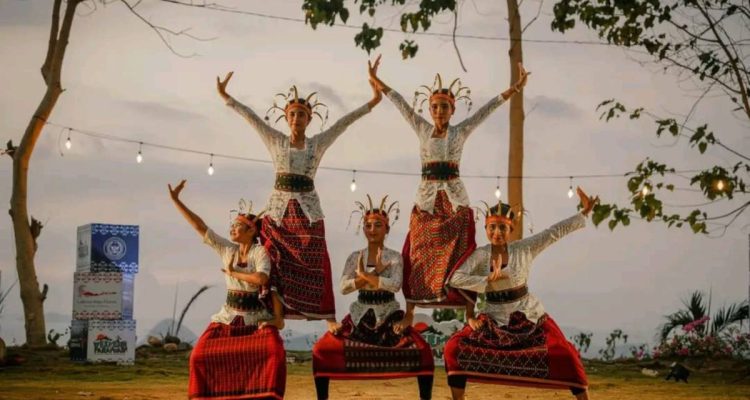 parapuar labuan bajo