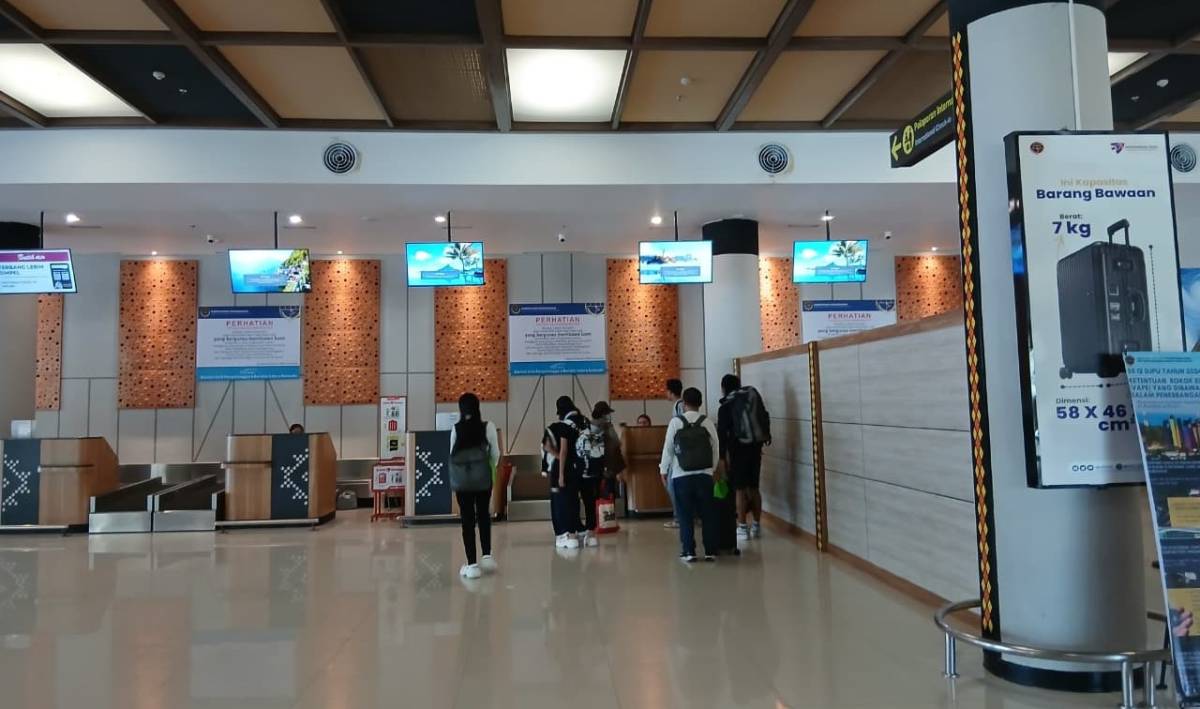 bandara komodo