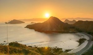 WhatsApp Image 2025-10-27 at 08.05.30 Pulau Padar