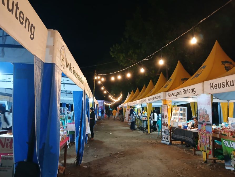 Bazar Natal Labuanbajotoday