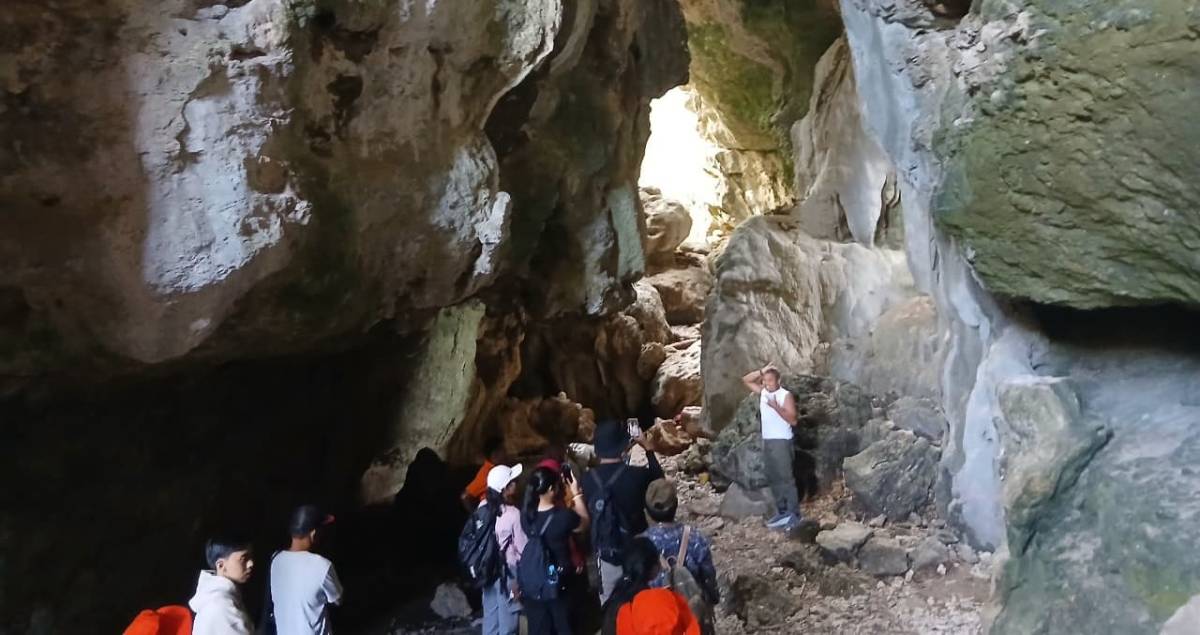 Gua Batu Cermin Labuanbajotoday