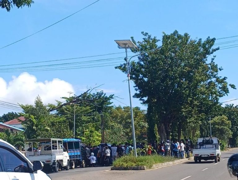 Ratusan Warga Demo di Labuan Bajo, Soroti Dugaan Penguasaan Tanah ...