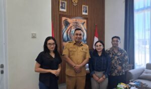 Kepala Desa Batu Cermin